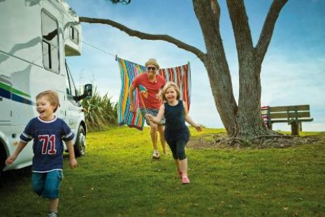 Freedom camping KEA Campers